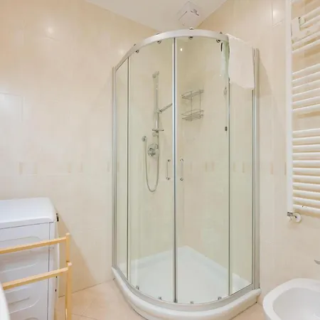 Betty Flat - 10 Min From & Train Station Apartment Venice
